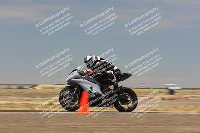 media/Jul-22-2022-TrackDaz (Fri) [[ca4971259a]]/Group B/130pm (Wheelie Bump)/